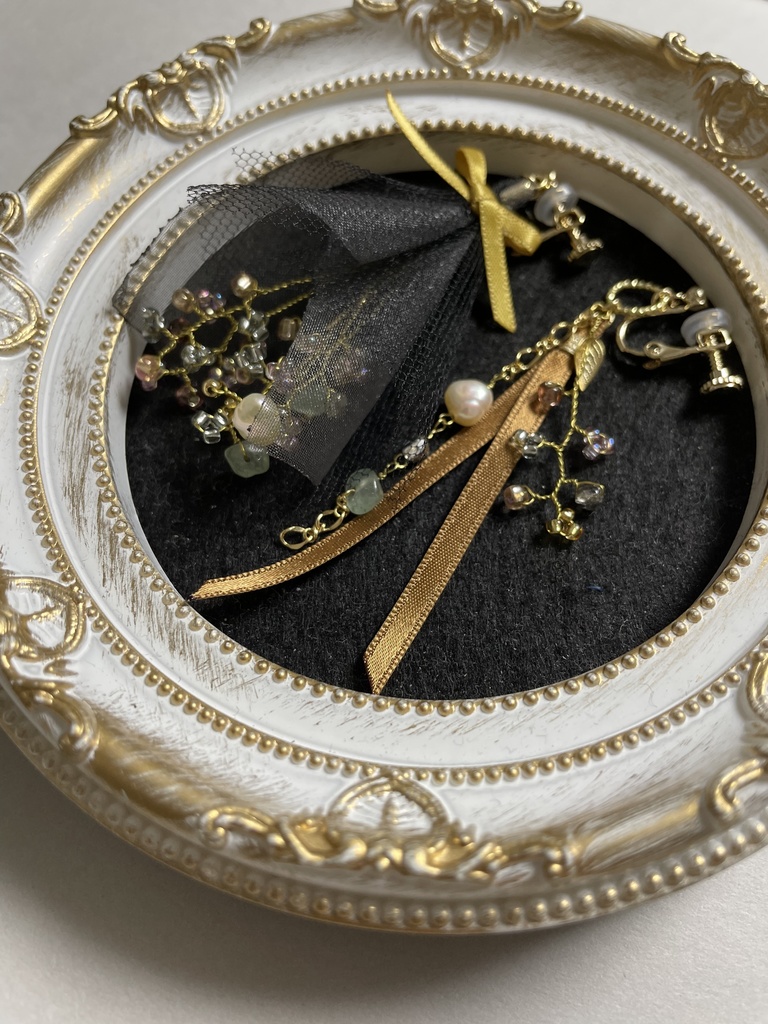 【男士からあなたへ】オーダーブーケの耳飾り