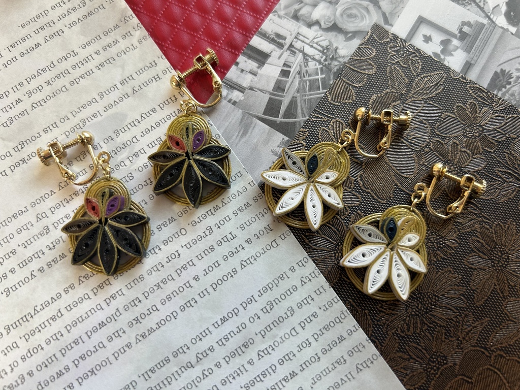 紅葉のイヤリング大・小(鶴丸国永・大倶利伽羅・水心子正秀・源清麿)ピアス変更可。