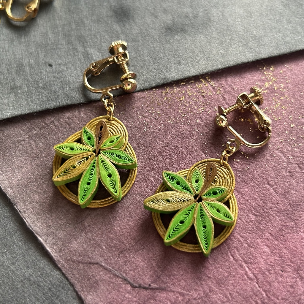 紅葉のイヤリング