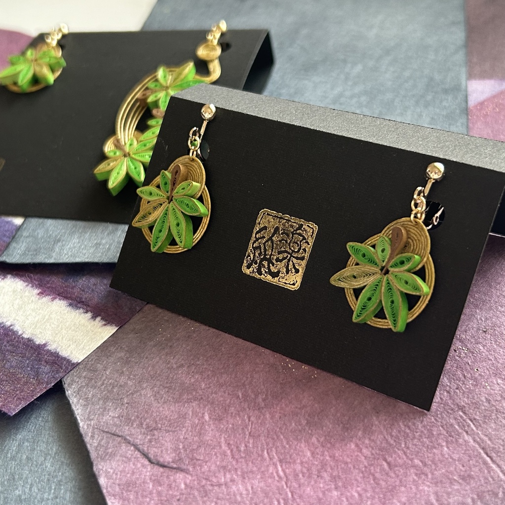 紅葉のイヤリング