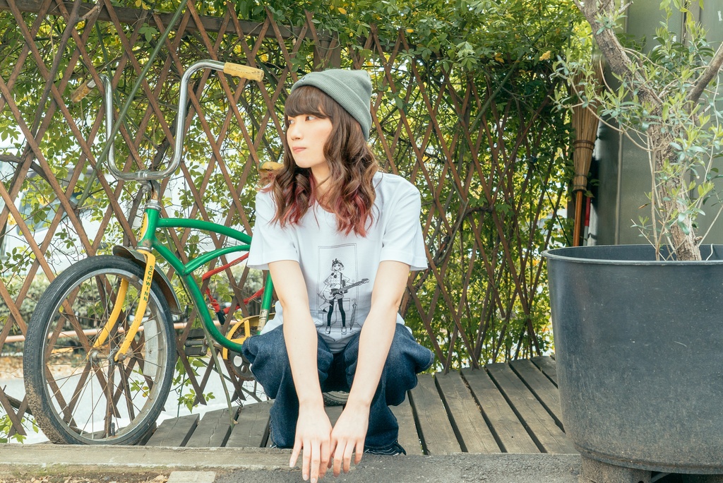 テレキャスターガールTシャツ