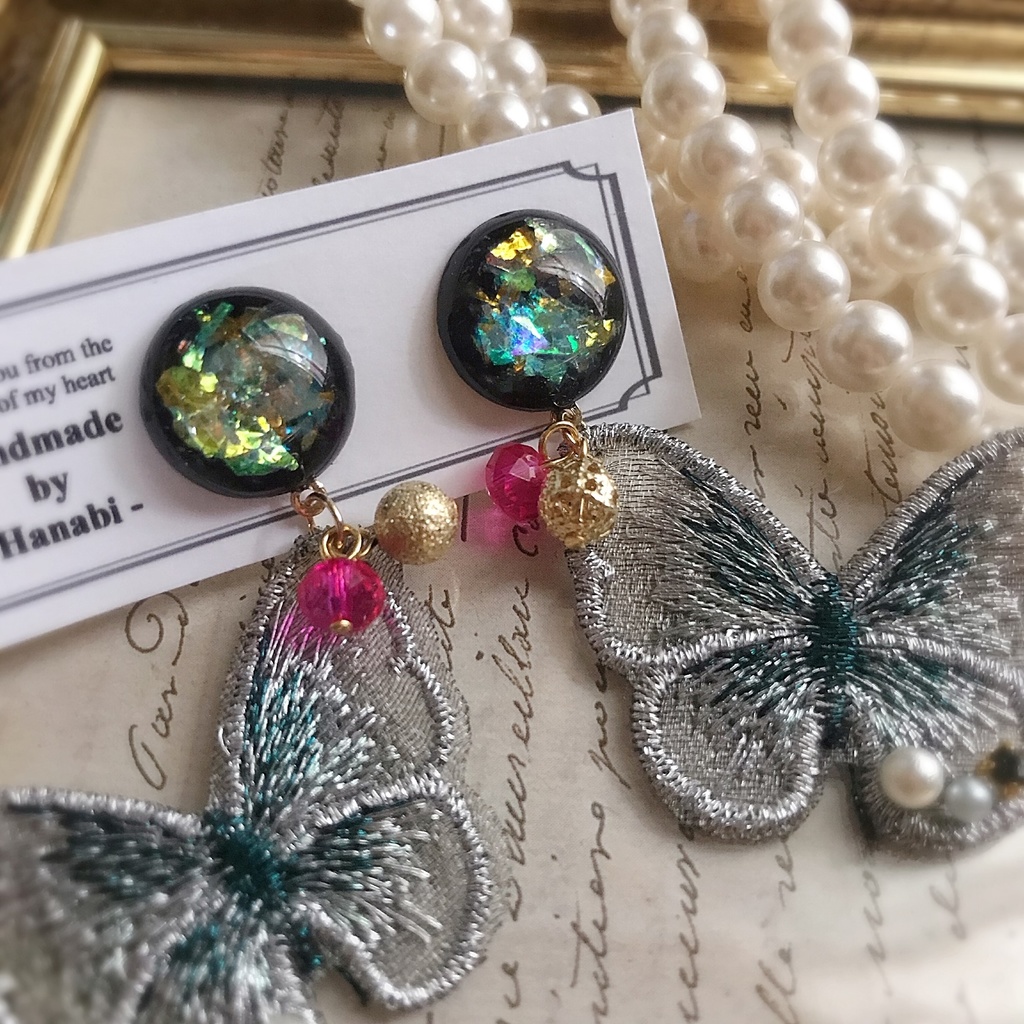 蝶々レース♡刺繍ピアス/イヤリング
