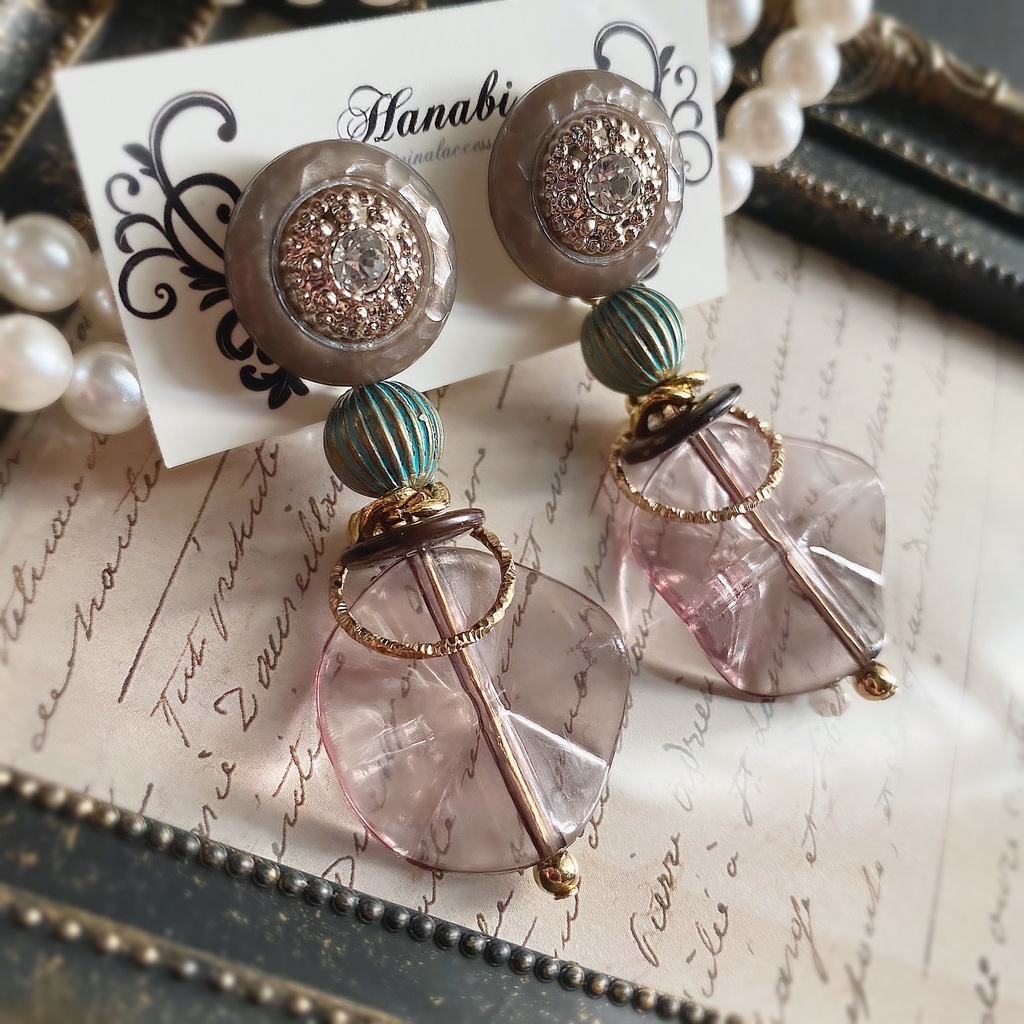 大ぶり*ウェービングGYピアス/イヤリング