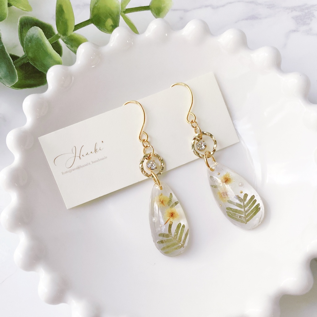 ミモザ＊エレガント雫ピアス/イヤリング