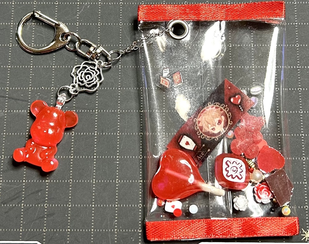 ツイステ キャンディバッグ シャカシャカキーホルダー 【エース】