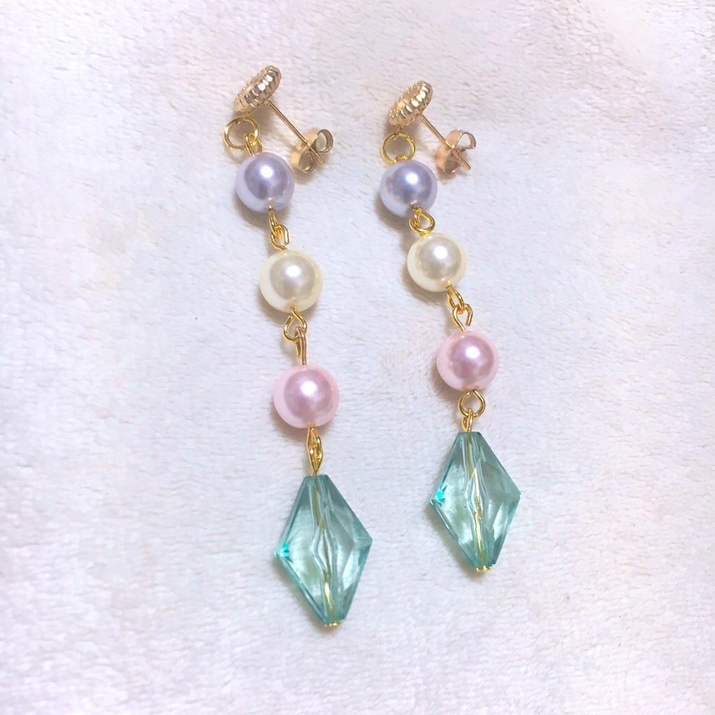 曲芸師 アマツバメイメージピアス