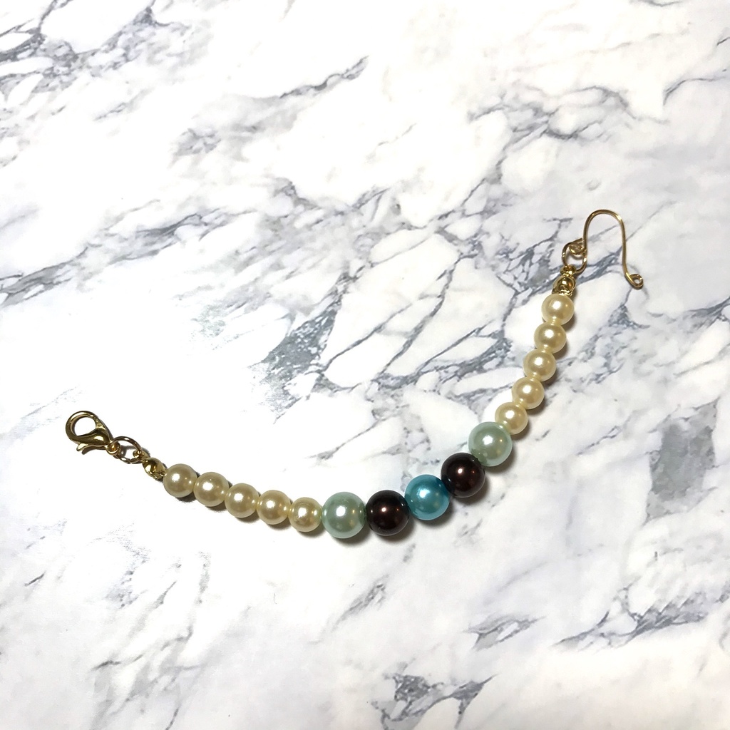 送料込み⭐︎チョコミントカラーのパールのマスク留め