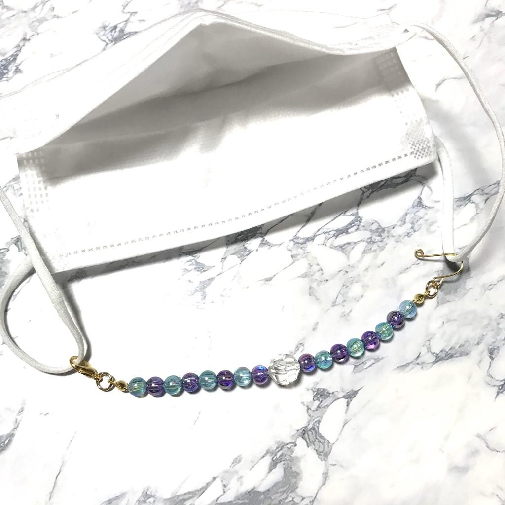 送料込み⭐︎水色と紫のビーズのマスク留め