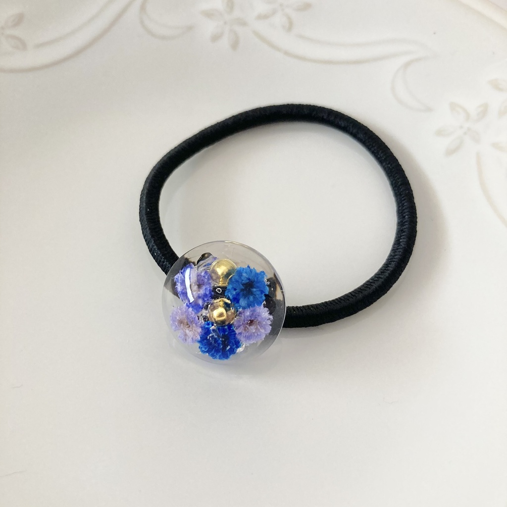 送料込み⭐︎青×紫のかすみ草レジンヘアゴム