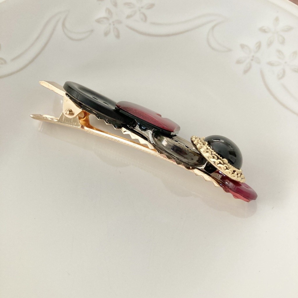 送料込み⭐︎あんスタ UNDEADカラーのボタンヘアクリップ