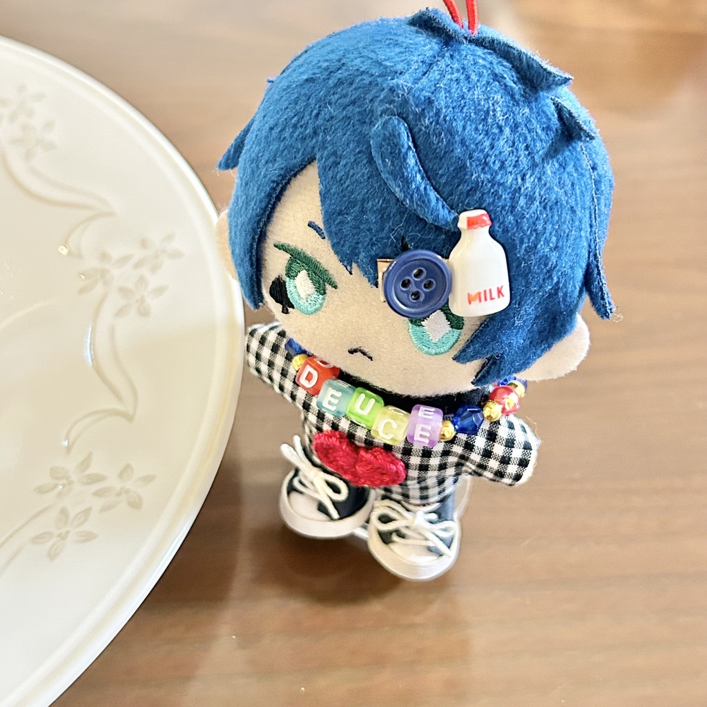 送料込み⭐︎ぬいちゃん用ミルクボタンヘアクリップ