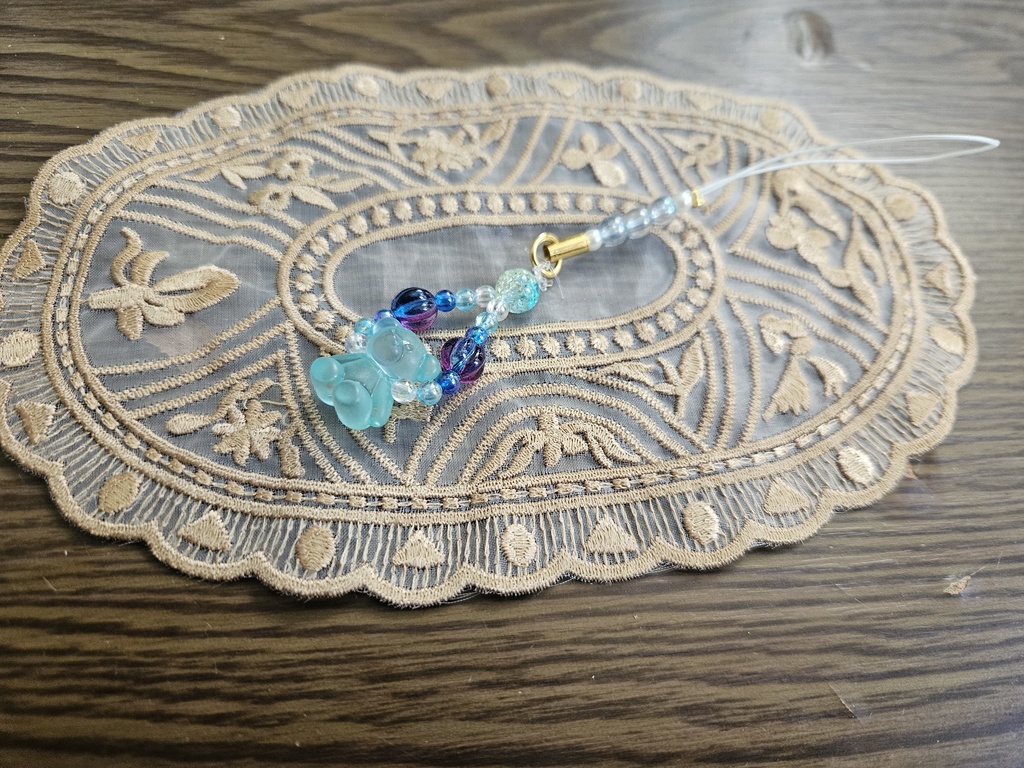 『グミッくまのキーホルダー』