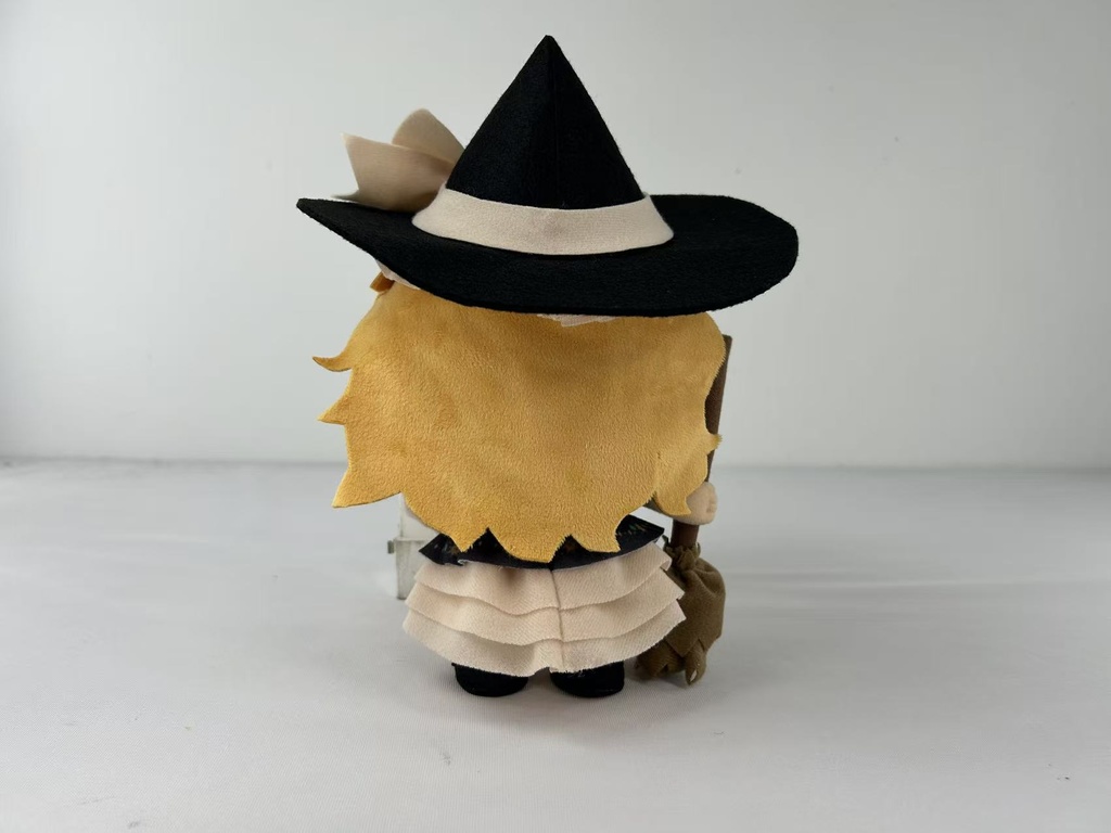 MUHA閣下さんの東方ぺたぺた霧雨魔理沙ぬいぐるみ 25センチ