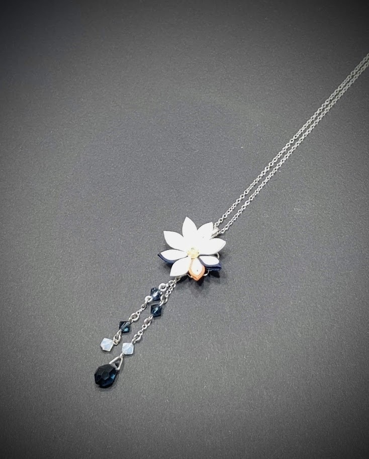 刀剣乱舞 山姥切国広イメージつまみ細工イヤリング・ネックレス