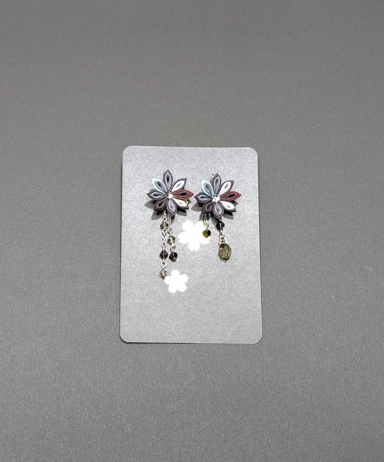 刀剣乱舞 孫六兼元イメージつまみ細工イヤリング・ネックレス