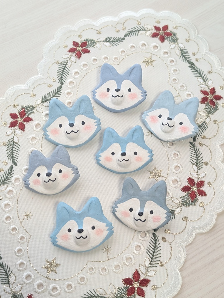 陶芸ブローチ【狼のウルンくん】