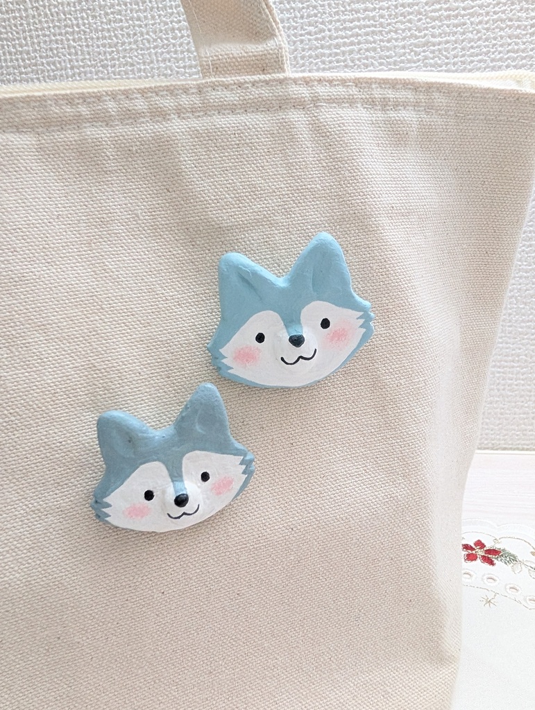陶芸ブローチ【狼のウルンくん】