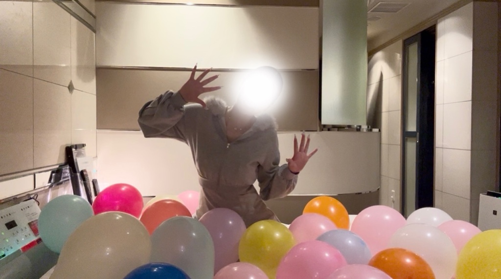 パーティーバルーン膨らまし・爪割り🎈