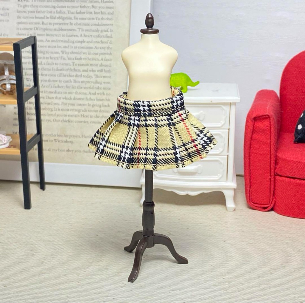 プリーツスカート(ベージュチェック)