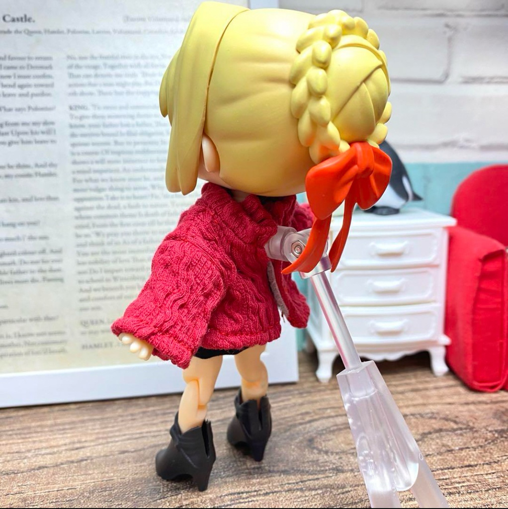 ニットセーター(アラン/赤)&タイトスカート(短)