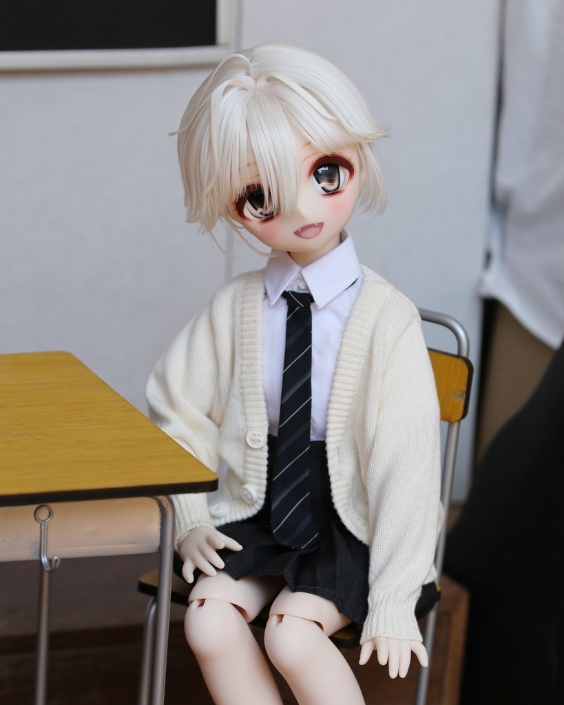 【003】 スクールカーディガン (MDD、SDM サイズ)