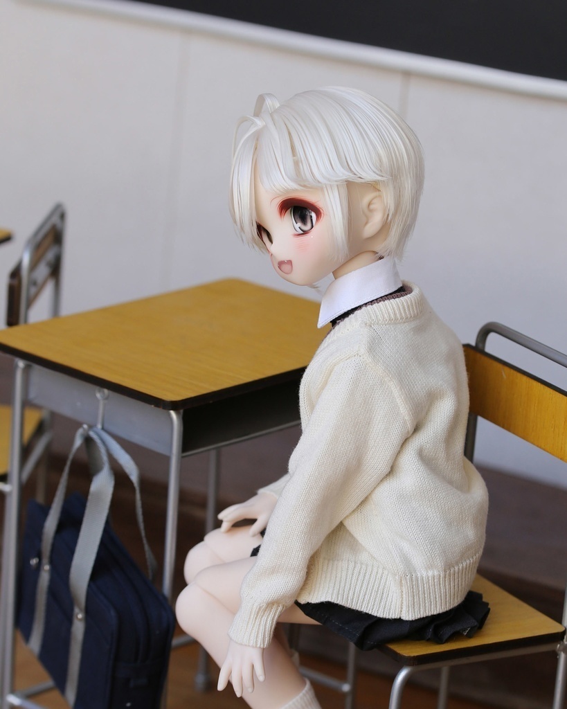 【003】 スクールカーディガン (MDD、SDM サイズ)