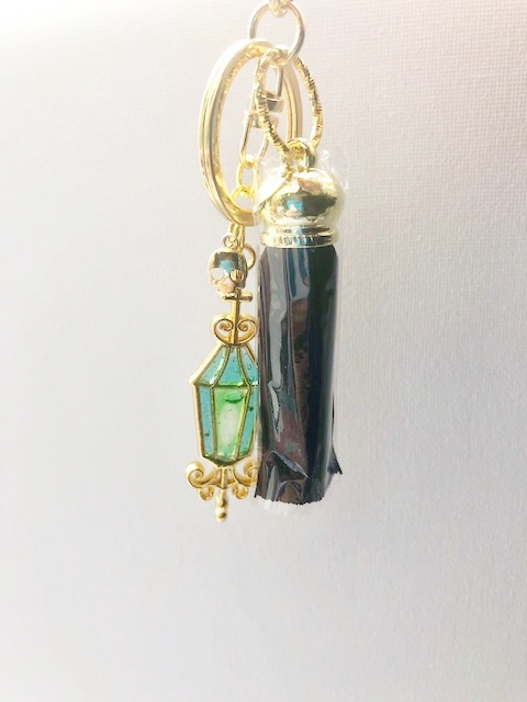 冥界の女神のランタン