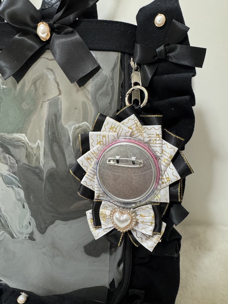 ロゼット ホワイト ブラック 音符柄 推し活