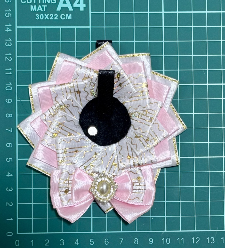 ロゼット 痛ロゼット ピンク ホワイト 音符