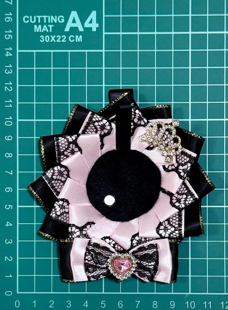 ロゼット 痛ロゼット ピンク レース 王冠 推し活グッズ