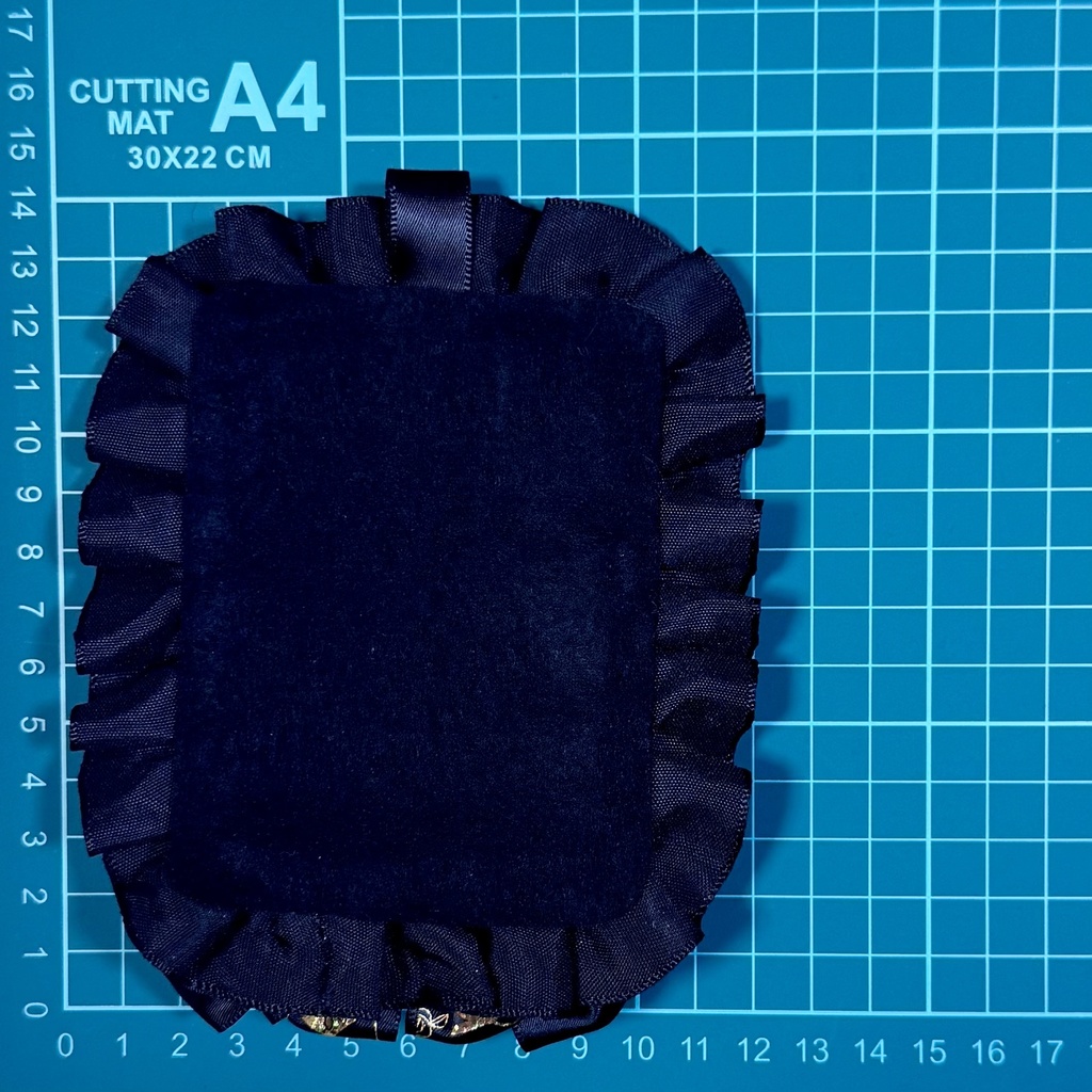 硬質ケース デコケース リボン ゴールド ブラック 王冠 推し活