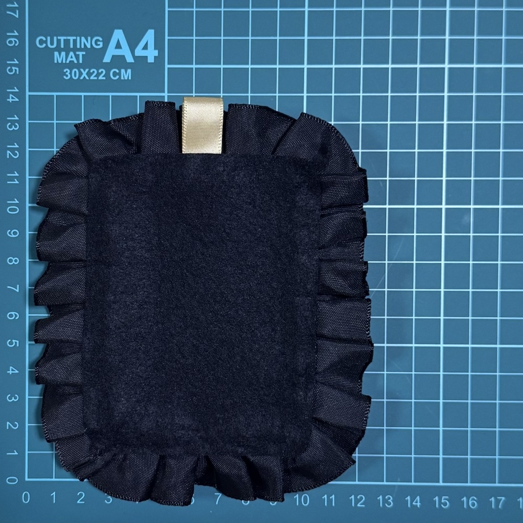 【大人向け】硬質ケース デコケース リボン ゴールド ブラック リボン 推し活