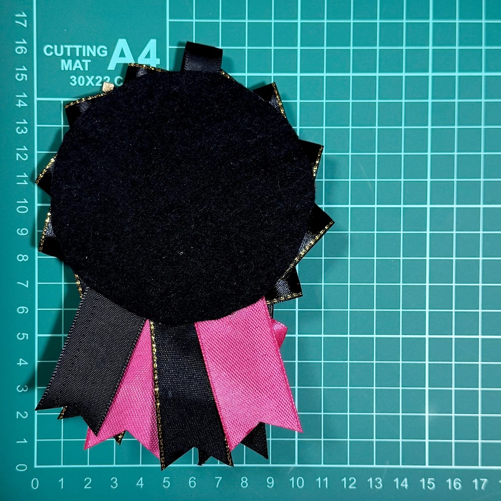 痛ロゼット ロゼット ピンク ブラック 王冠