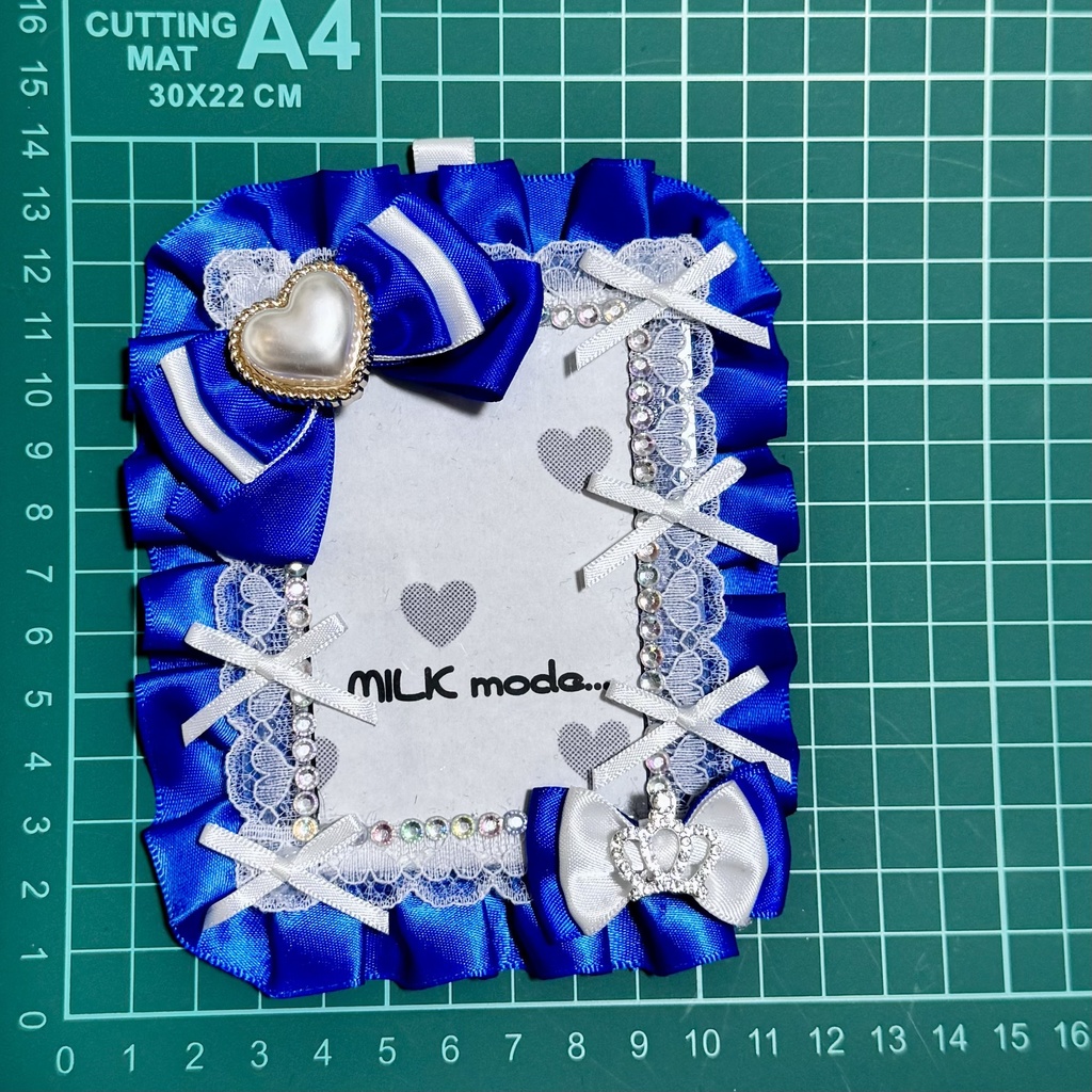 硬質ケース レースデコ ブルー 青 リボン 王冠 推し活