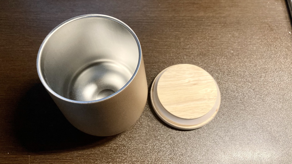 ウッドキャップ付ステンレス丸型タンブラー【ナズーリン】