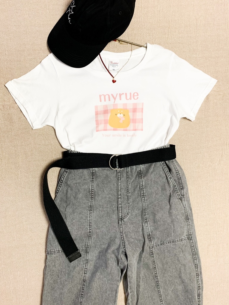 【Tシャツ】ピッタリめ!淡いピンクとミャルー