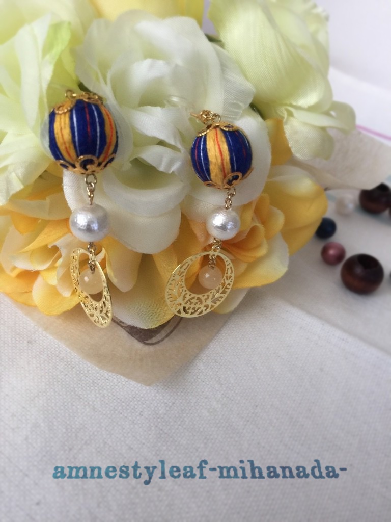 三日月宗近イメージ 巻き玉イヤリング(ピアスへの変更可能)