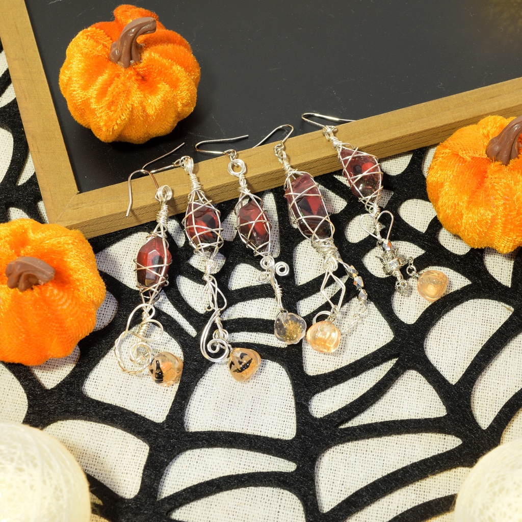 ツイステ スケアリードレスイメージピアス ハーツラビュル寮