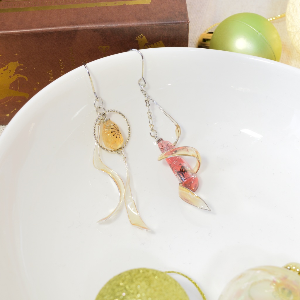 ツイステ プレイフルドレスイメージピアス