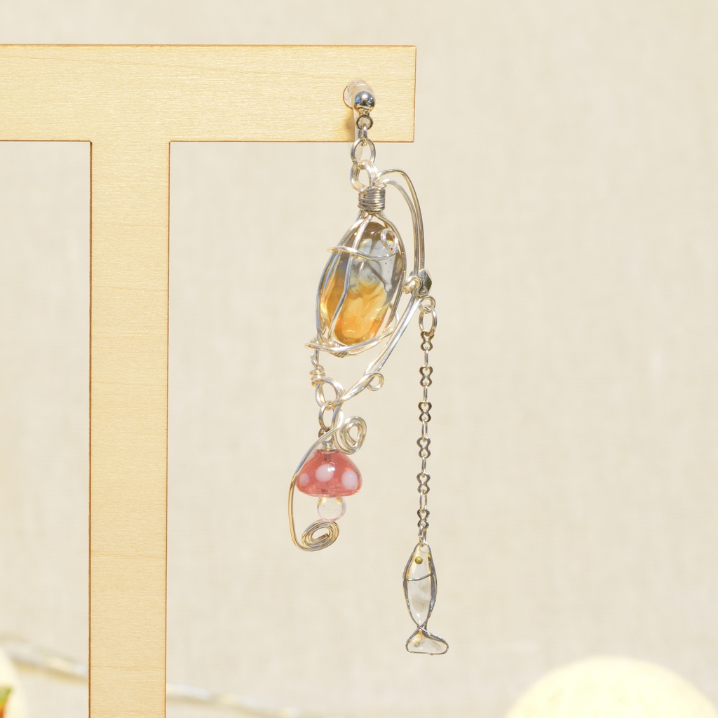 ツイステ ラギーイメージピアス(新春の衣、アウトドアウェア、アイボリークリフ)