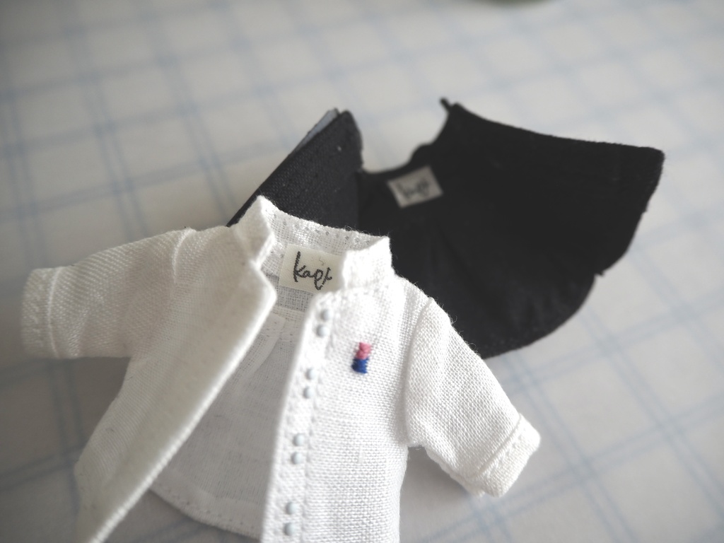 リネンのスタンドカラーシャツ