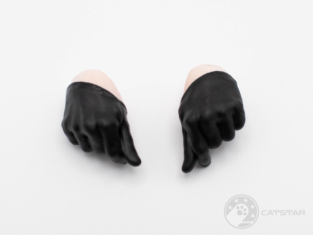 オビツ30対応 ハーフグローブハンドパーツ(キュン)