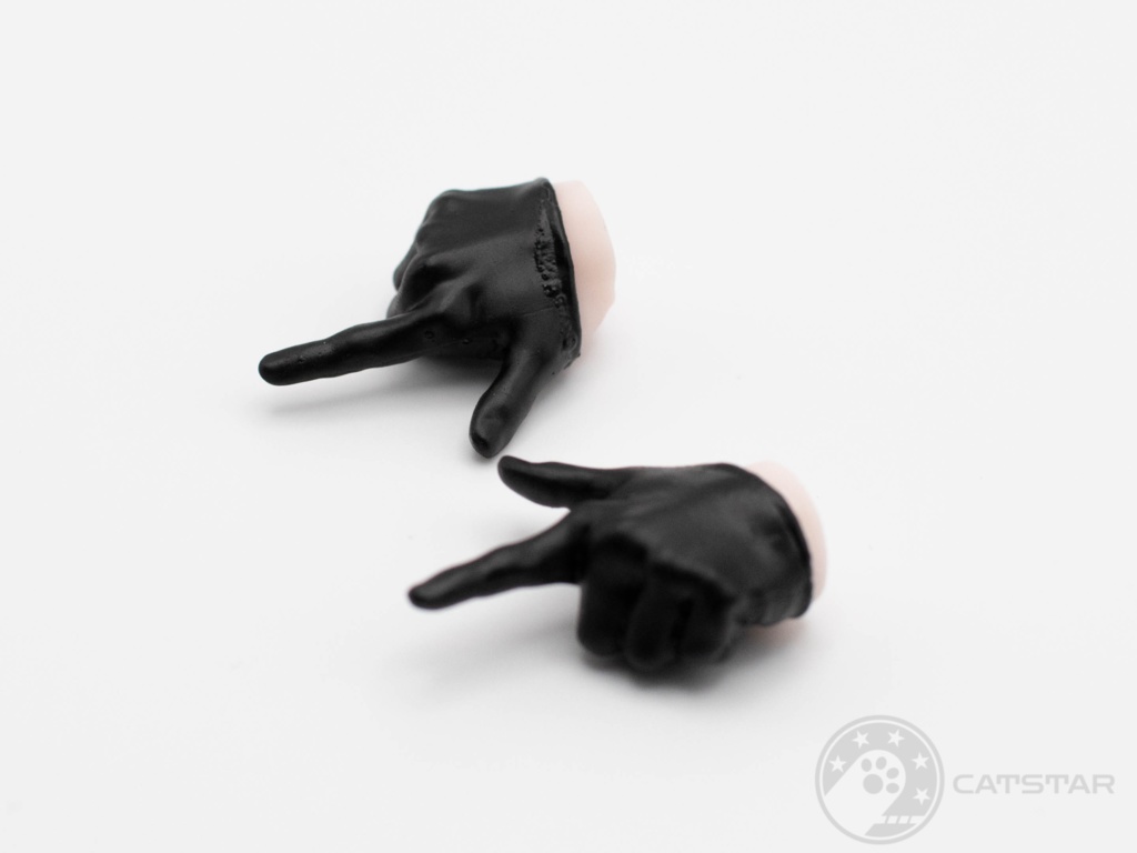 オビツ30対応 ハーフグローブハンドパーツ(バキュン)