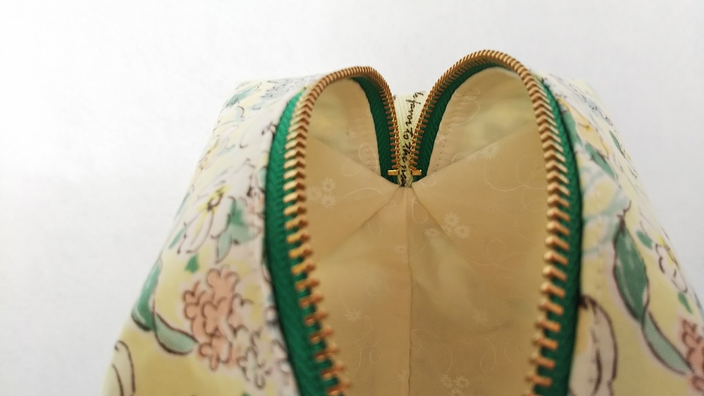 キャラメルポーチ(爽華花柄)