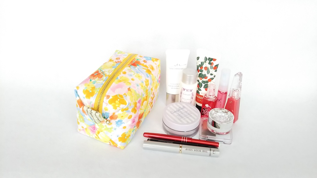 キャラメルポーチ(彩夏花柄)