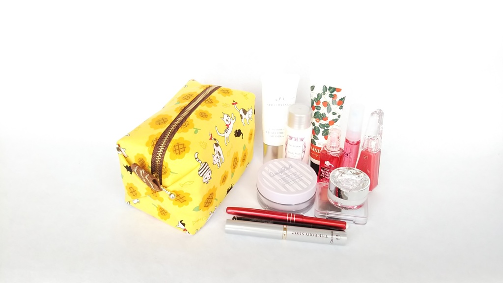 キャラメルポーチ(ネコちゃんとヒマワリ)