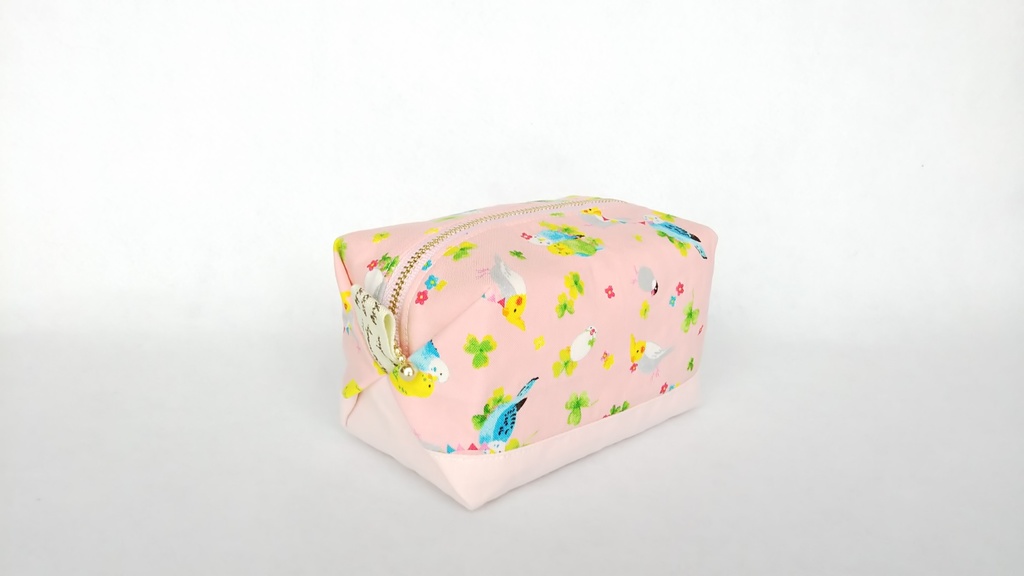 インコと文鳥のキャラメルポーチ