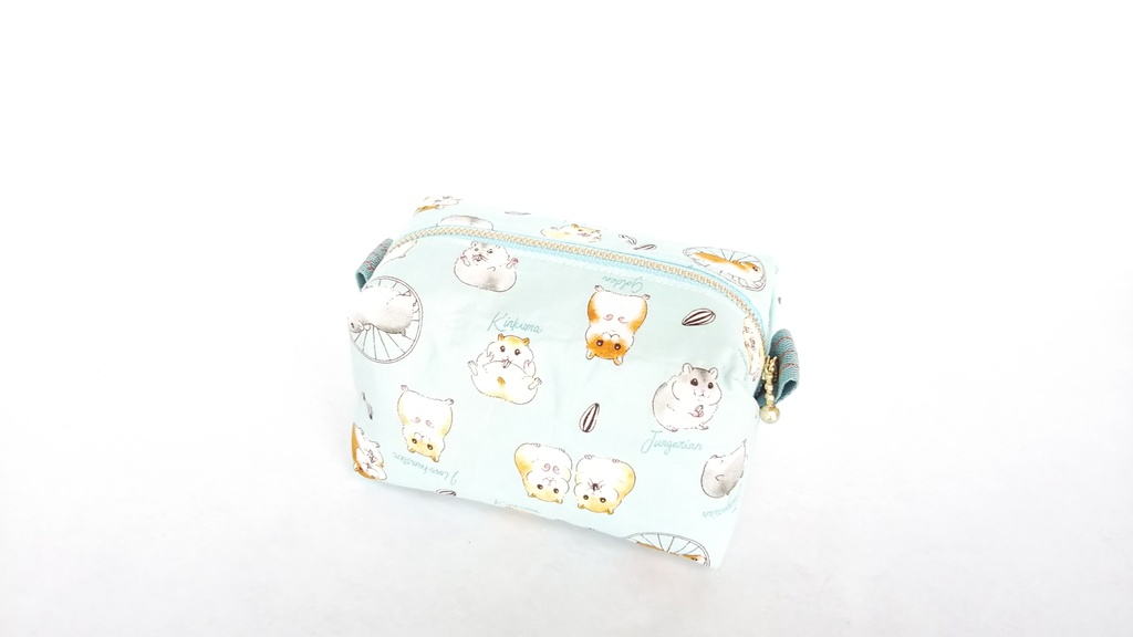 コロコロ🎵ハムスターのキャラメルポーチ