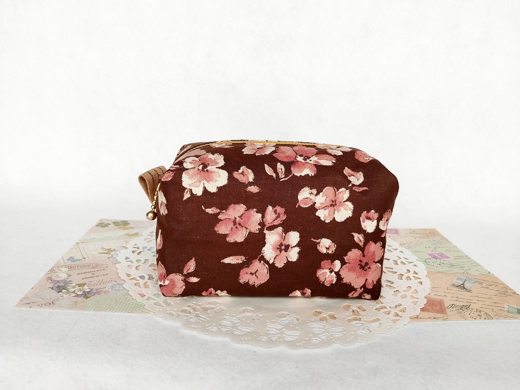 キャラメルポーチ(秋彩花柄)