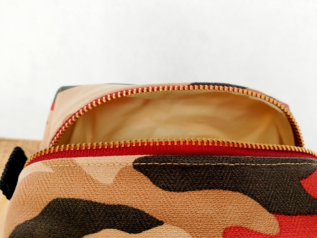 迷彩キャラメルポーチ(ブラウン)